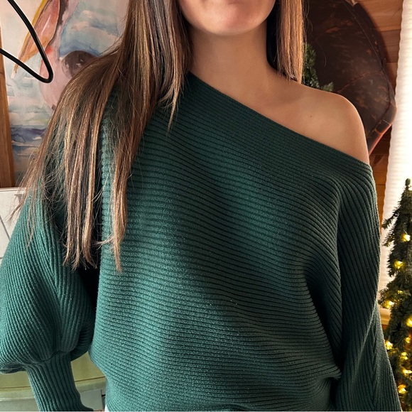 she and sky  sweater Large Green - Picture 16 of 16